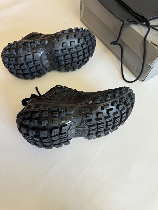 кроссовки  Balenciaga Defenders 41 42