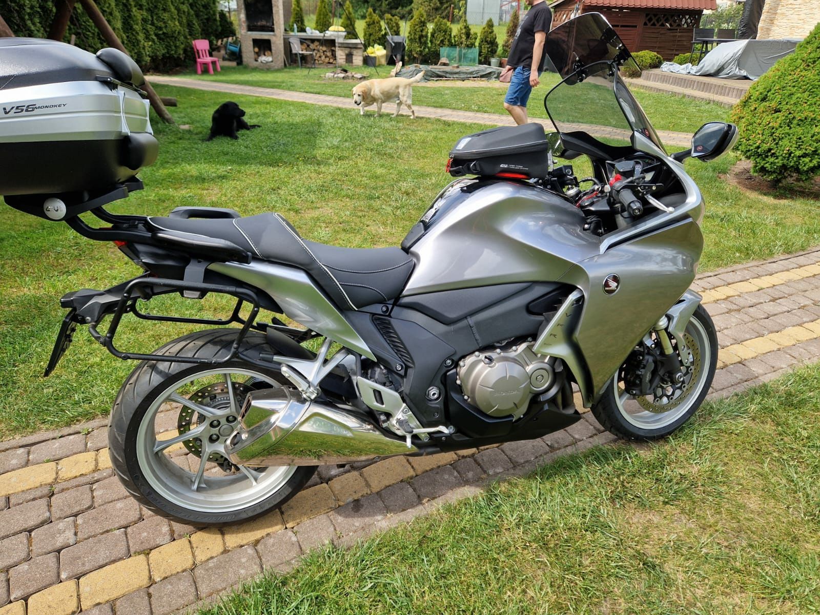 Honda VFR 1200F 190KM