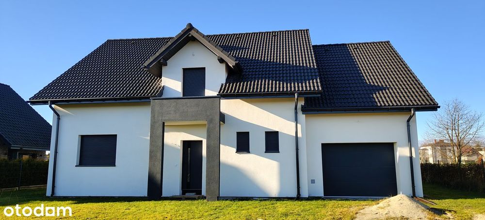 Przestronny budynek mieszkalny, 6 pokoi, duży ogród. Bez pośredników.