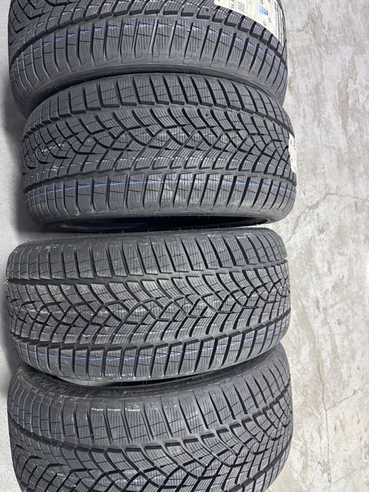 Шини goodyear ultragrip performance 245/45r19 98v xl