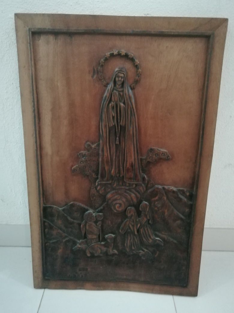 Quadro em madeira maciça Nossa senhora de Fátima e os 3 pastorinhos
