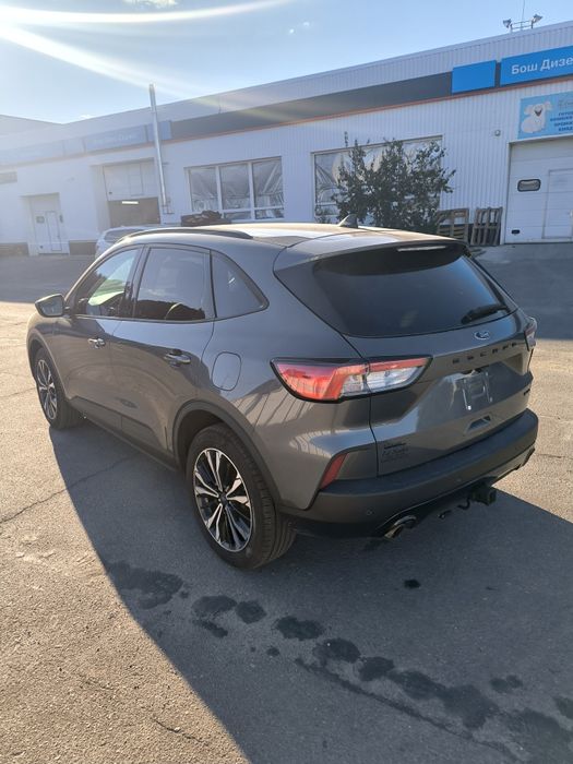 Продам щойно пригнане авто із США FORD ESCAPE