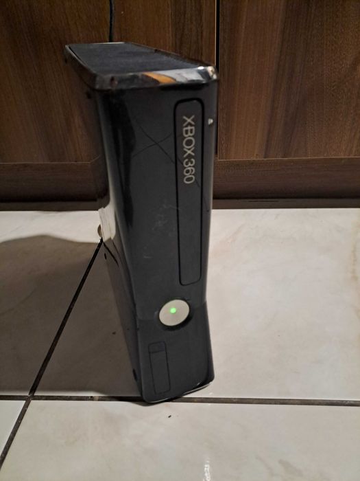 Konsola Xbox 360 S Model 1439.