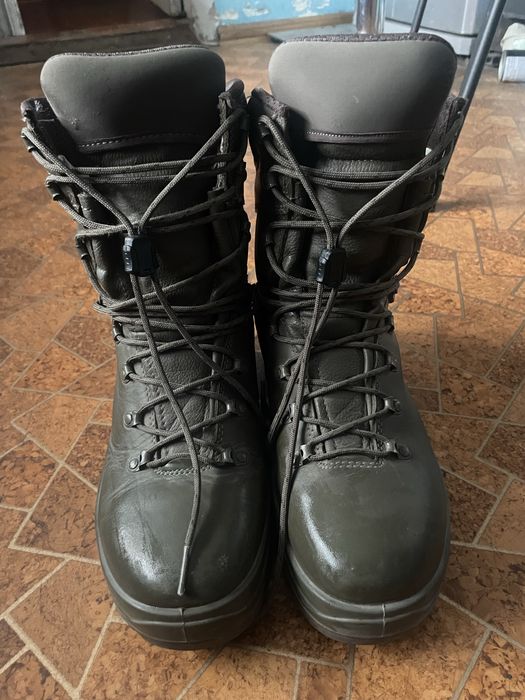 Продам зимові берци фірма YDS 42 розмір