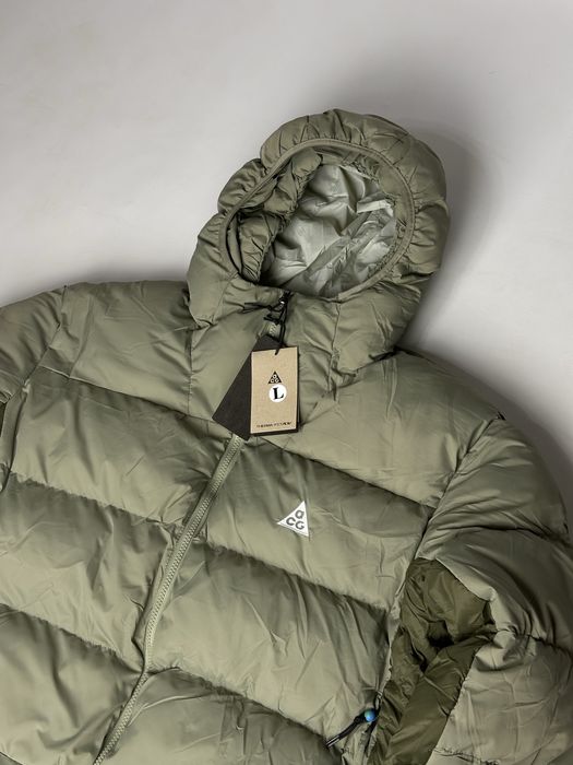 Nike ACG пуховик зеленые бежевый пуховик куртка курточка Л М хаки хакі