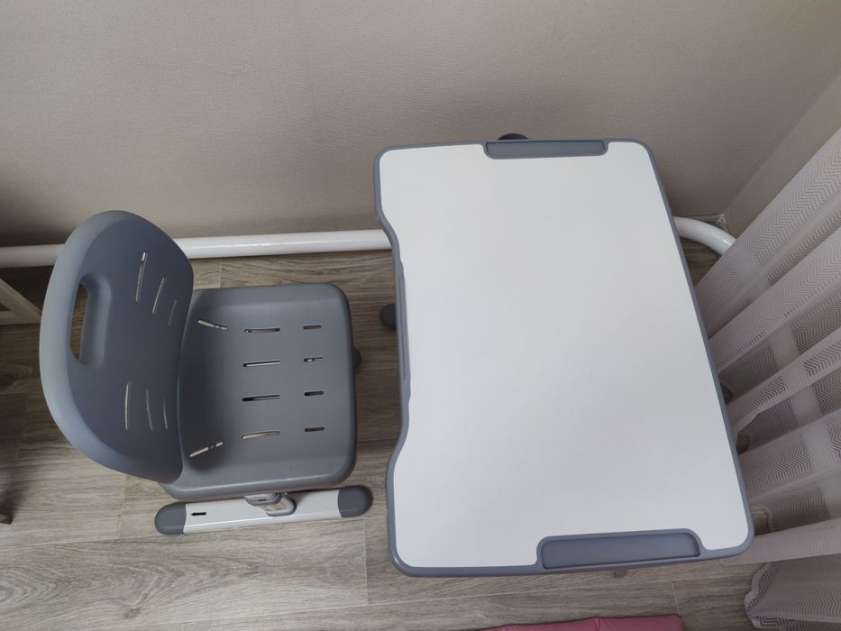 Стіл парта зі стулом дитячий