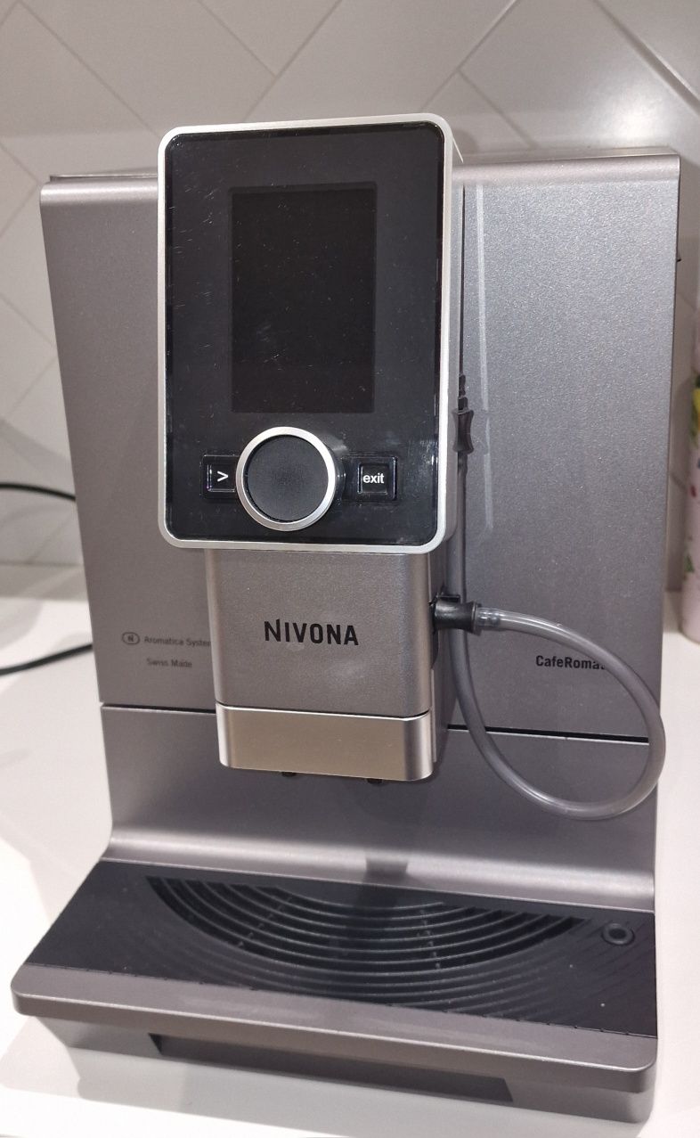 NIVONA 930 CafeRomantica  (jak nowy)