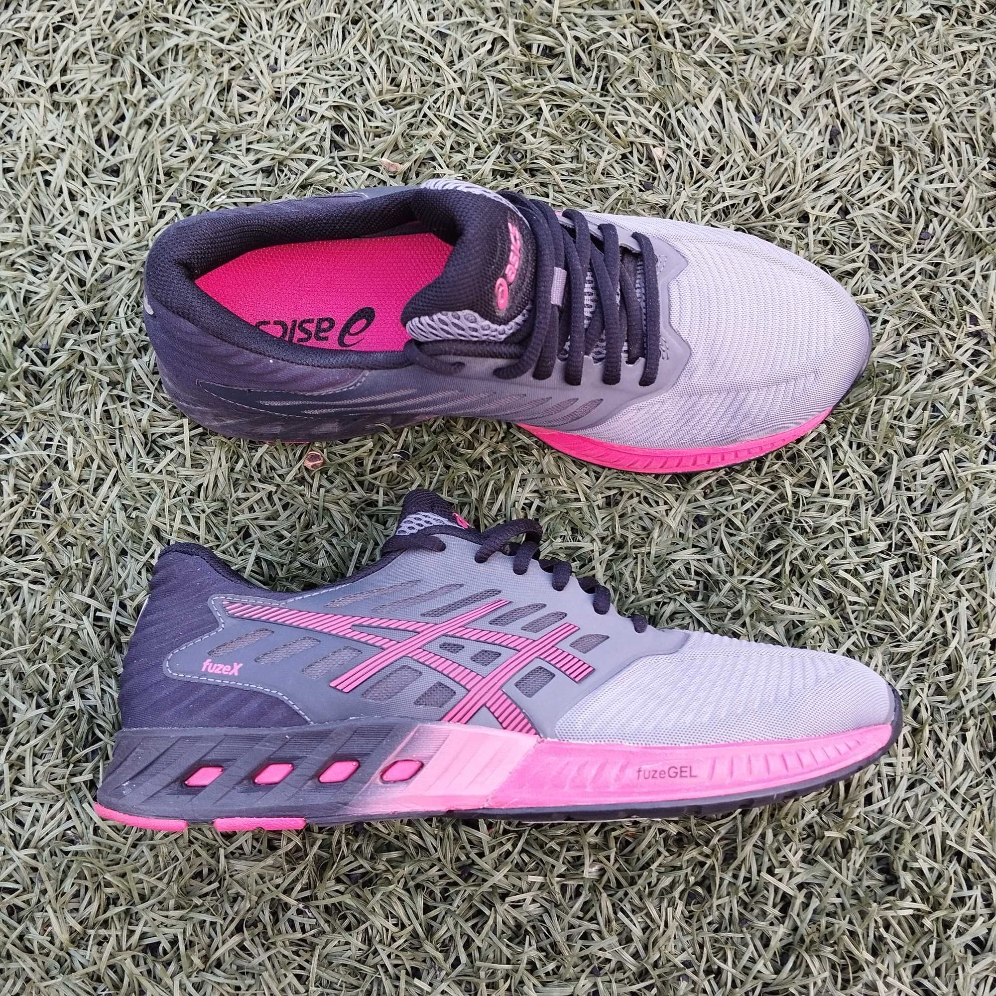 Женские кроссовки для бега asics fuzex