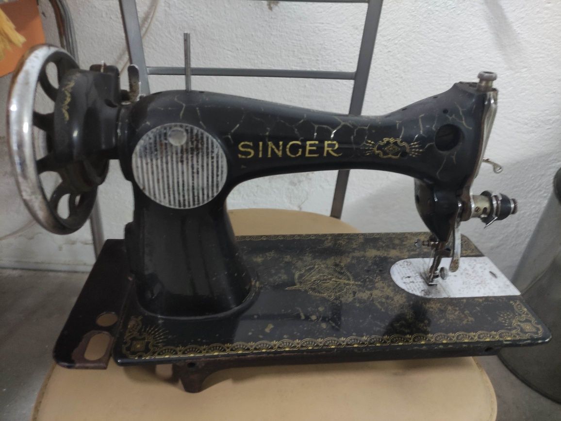 Máquina costura Singer