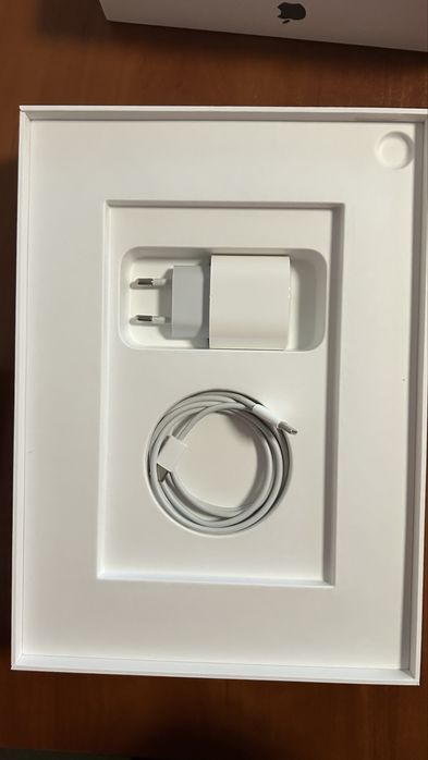 Apple Ipad air 64gb wi-fi+celular 5th generation