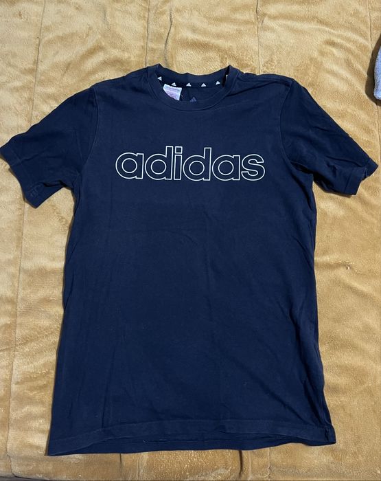 T-shirt das adidas