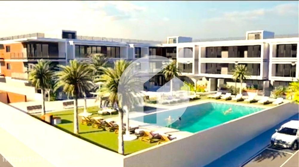 Apartamento com Piscina na Fuseta