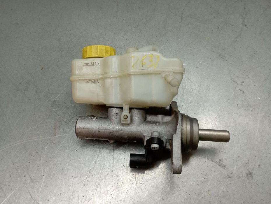Bomba central dos travões SKODA Rapid Spaceback (NH1)