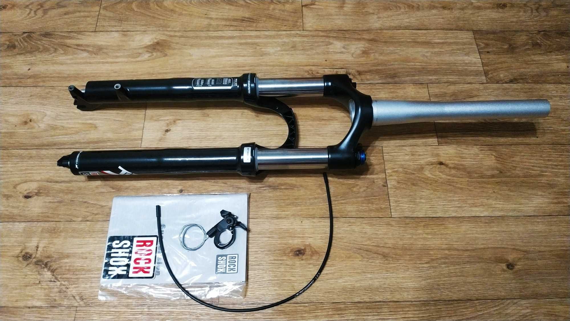 Нова вилка 26" RockShox Tora SL Air