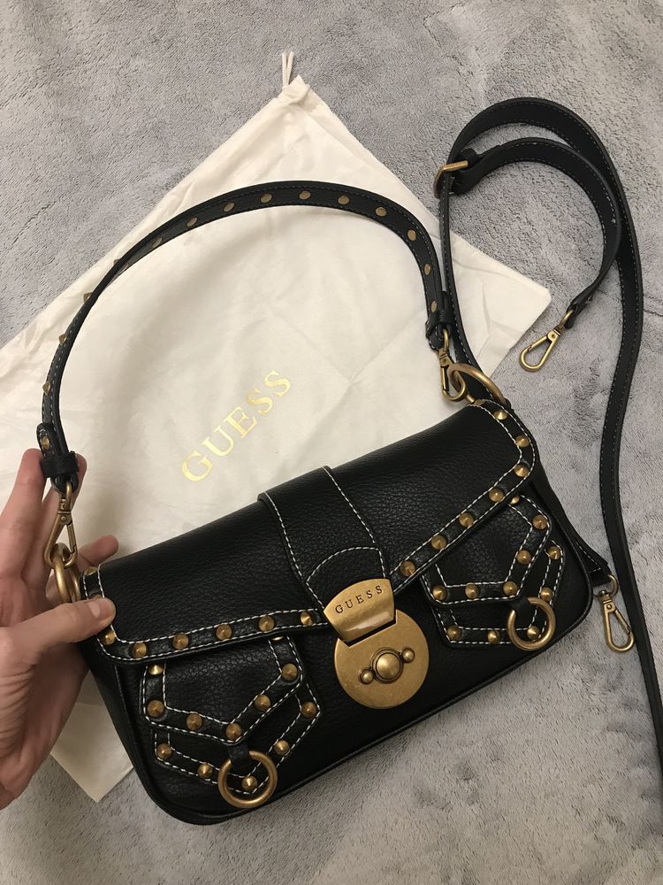 Сумка Guess