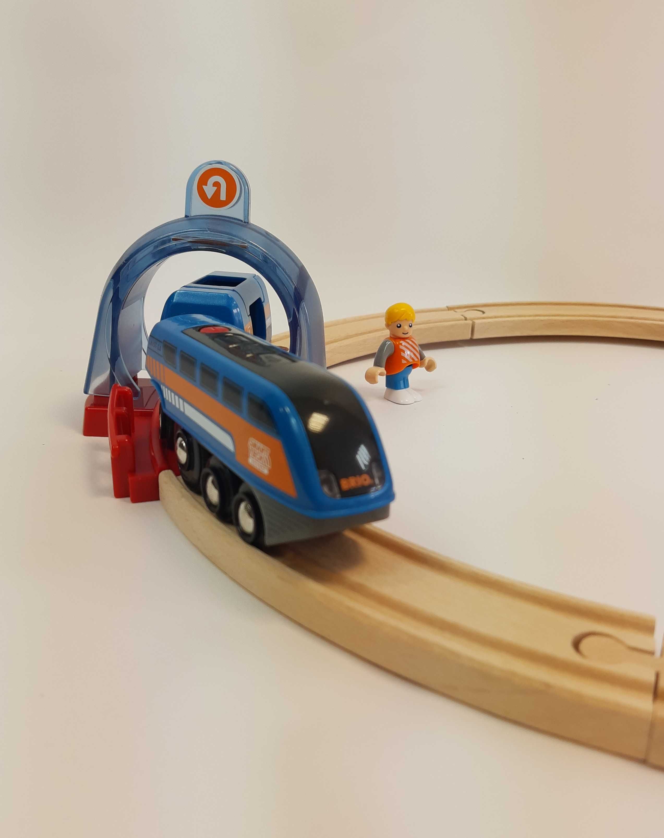BRIO Smart Tech Sound Action Tunnel Circleset​ Kolejka drewniana [M]