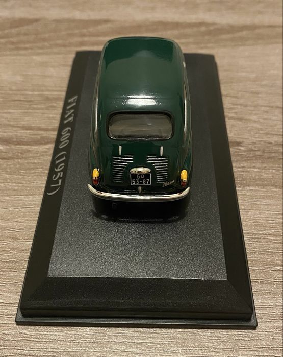 Fiat 600 - Ano 1957