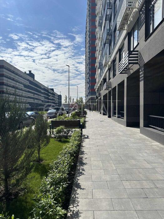 Продажа фасадного коммерческого помещения 205 м2 ЖК Галактика