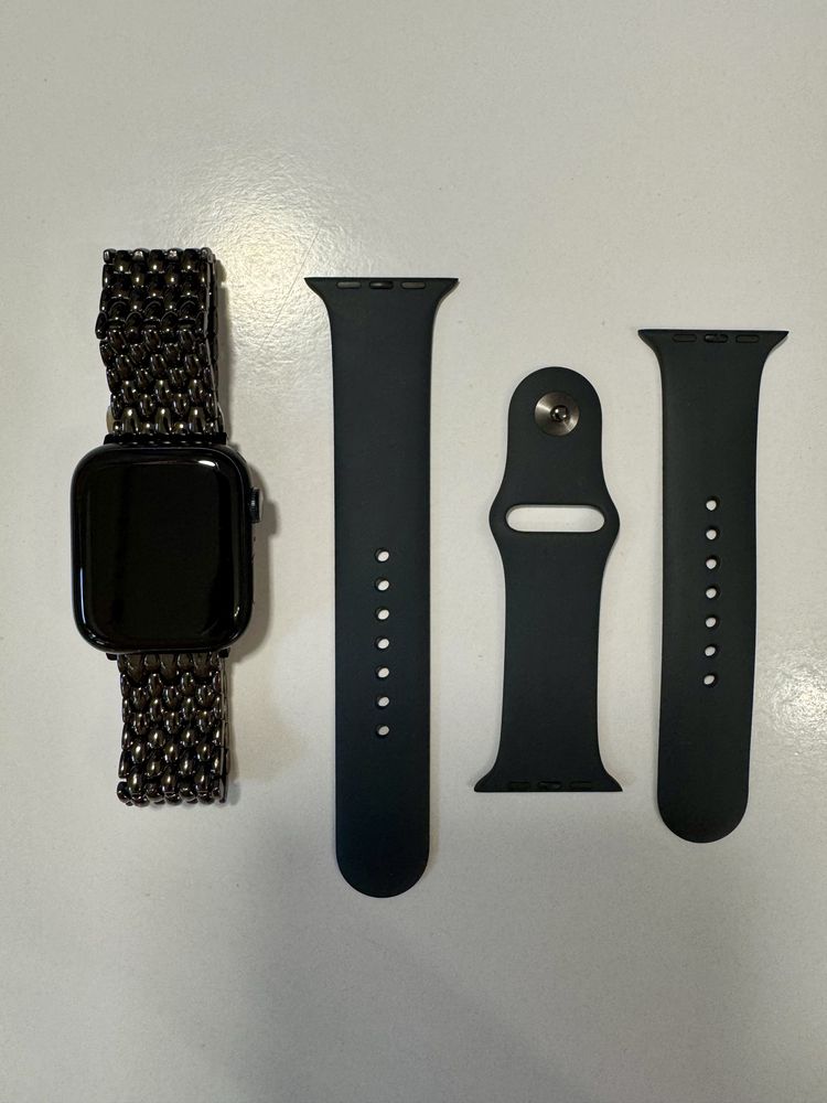 Apple Watch Series 8 45mm Midnight + новий оригінальний ремінець!