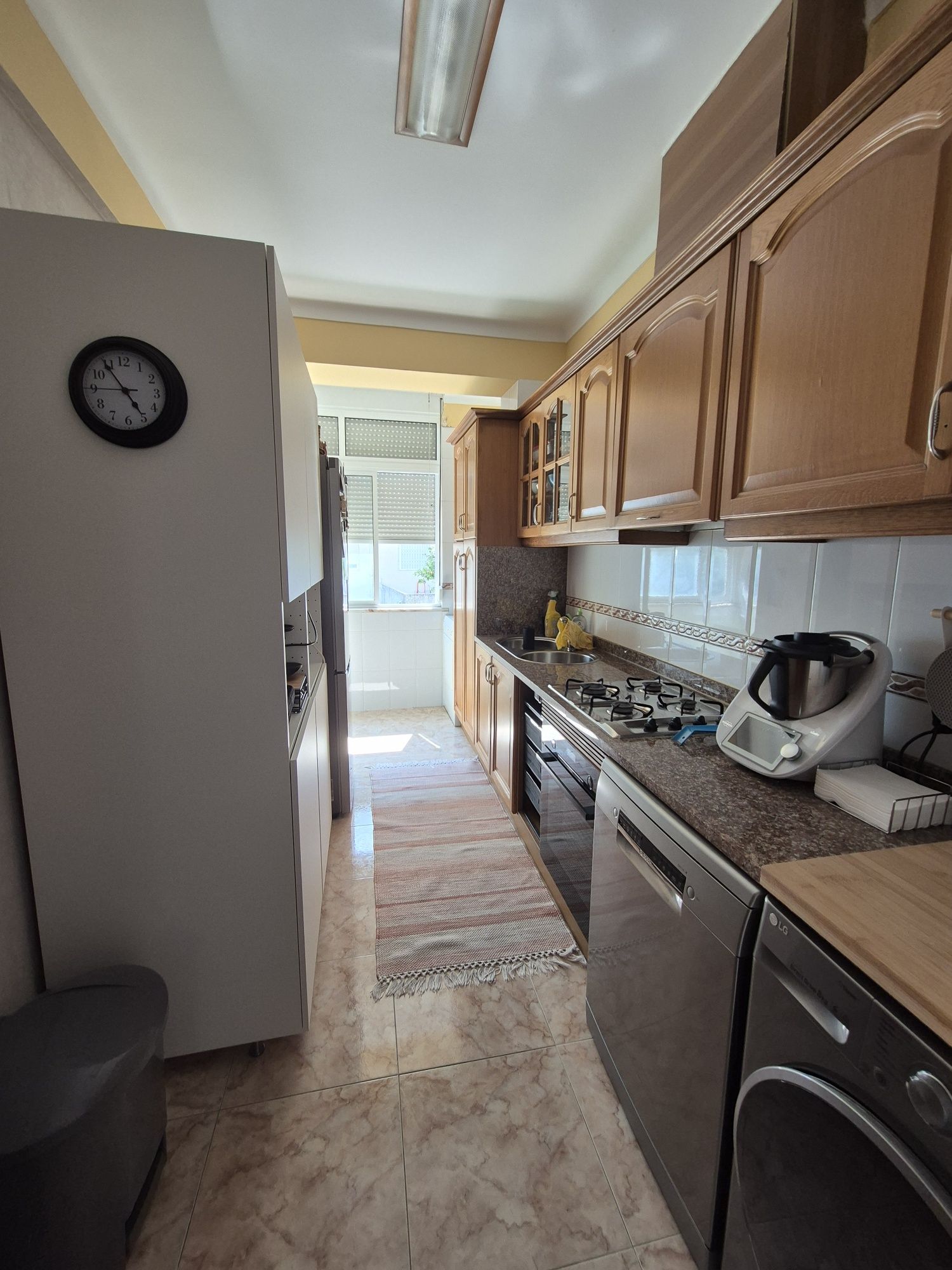 Apartamento T3 Mercês c/garagem