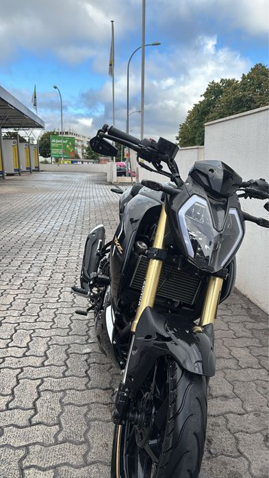 Keeway rkf 125 / mais um par de pneus novos e uma ponteira