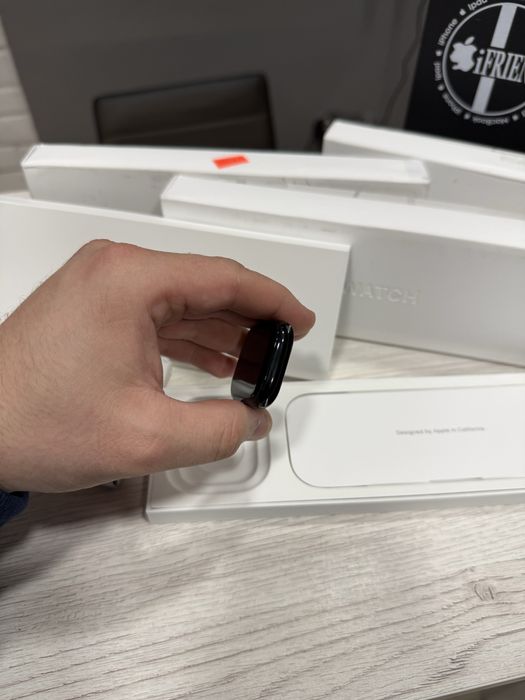 New open/box apple watch 10 series 42mm jet black,