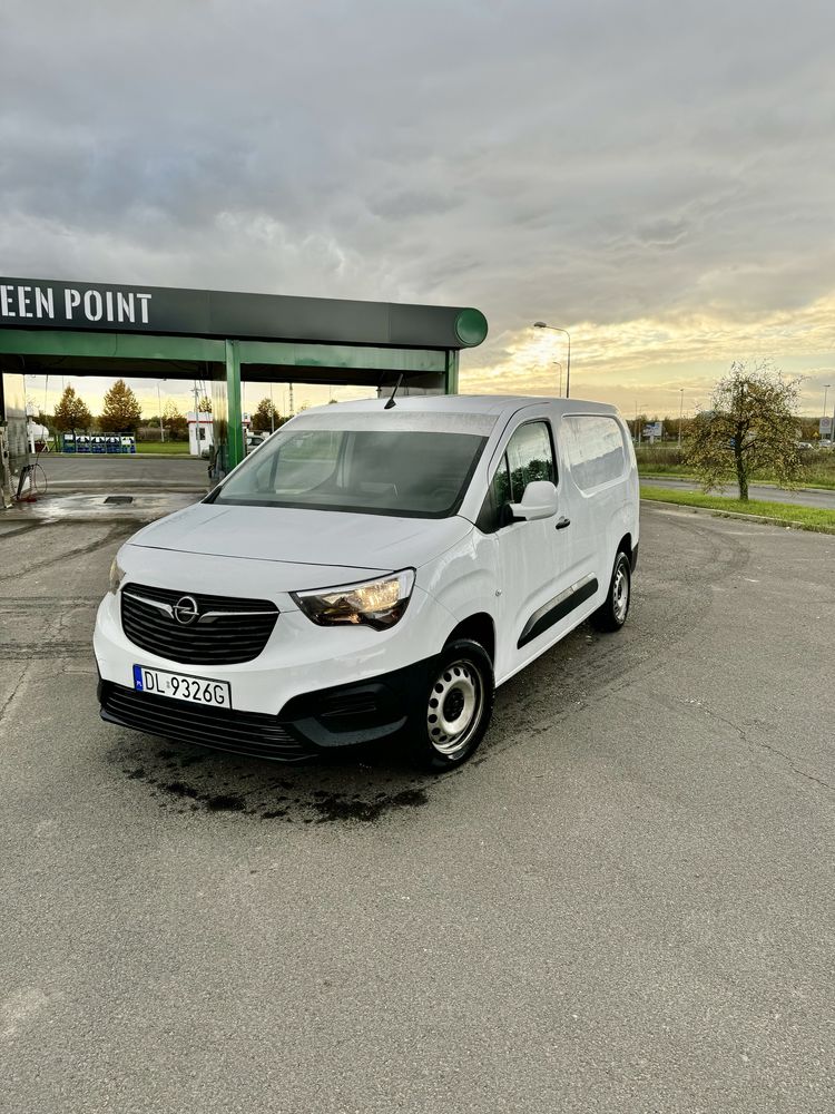 Opel Combo E 130km +VAT23