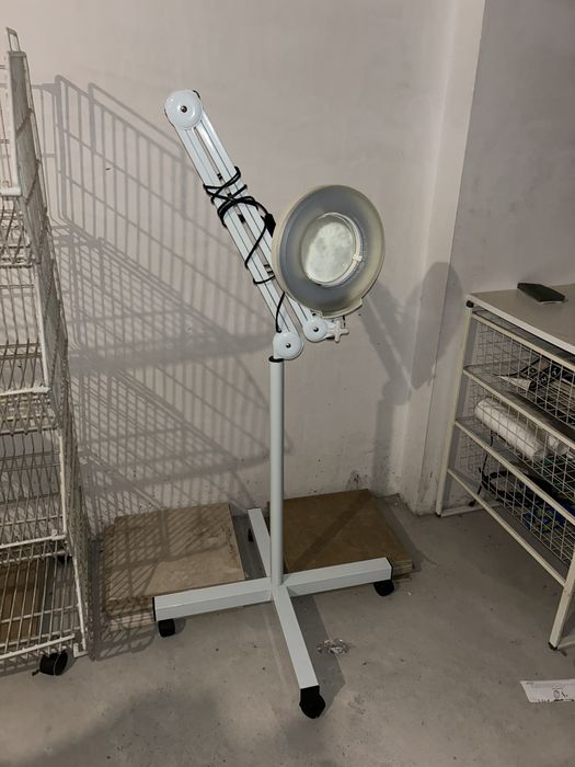 Luz e lampada estetica