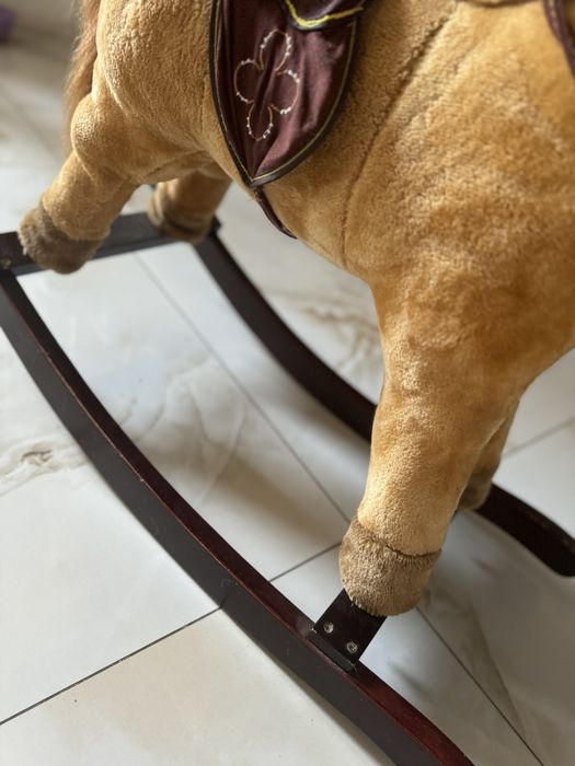 Іграшка гойдалка лошадка дитяча