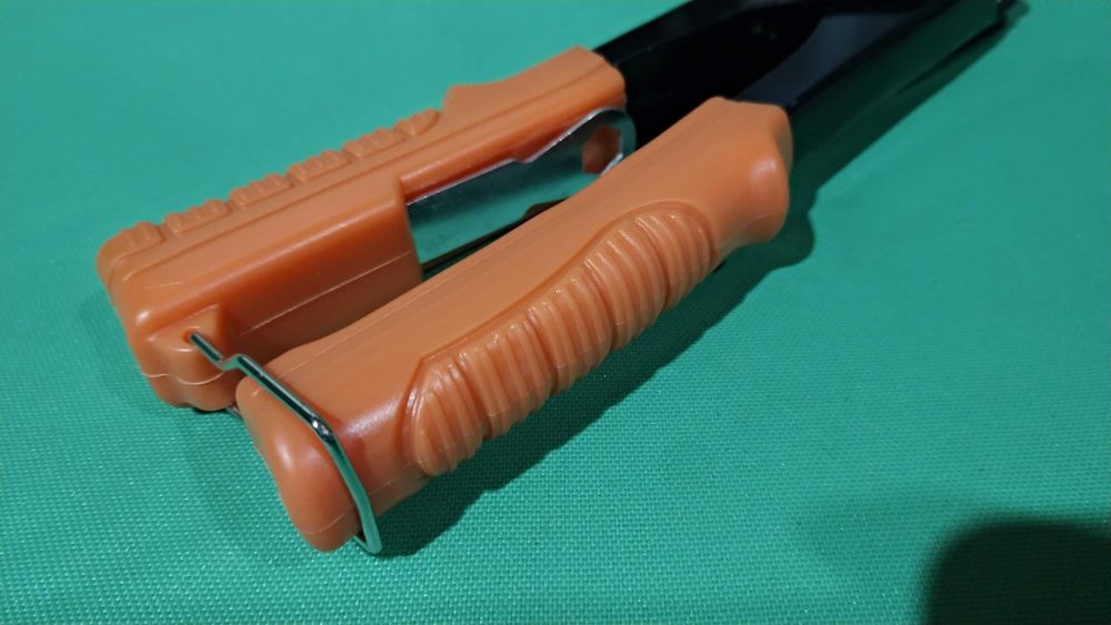 Заклепочник WELLBORN