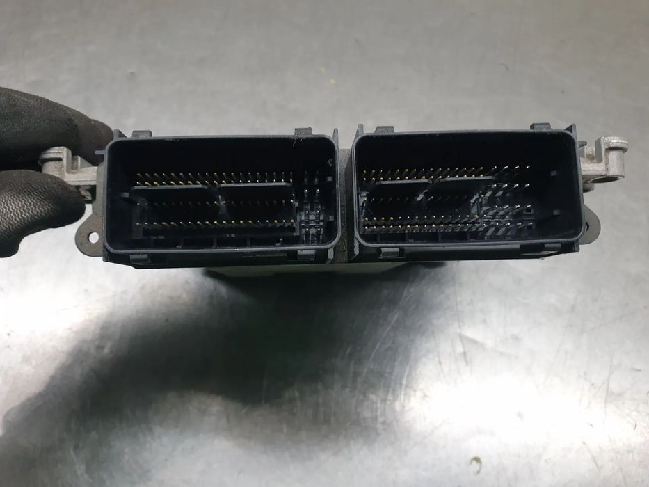 Centralina motor / ECU FORD Fiesta VII (HJ, HF)