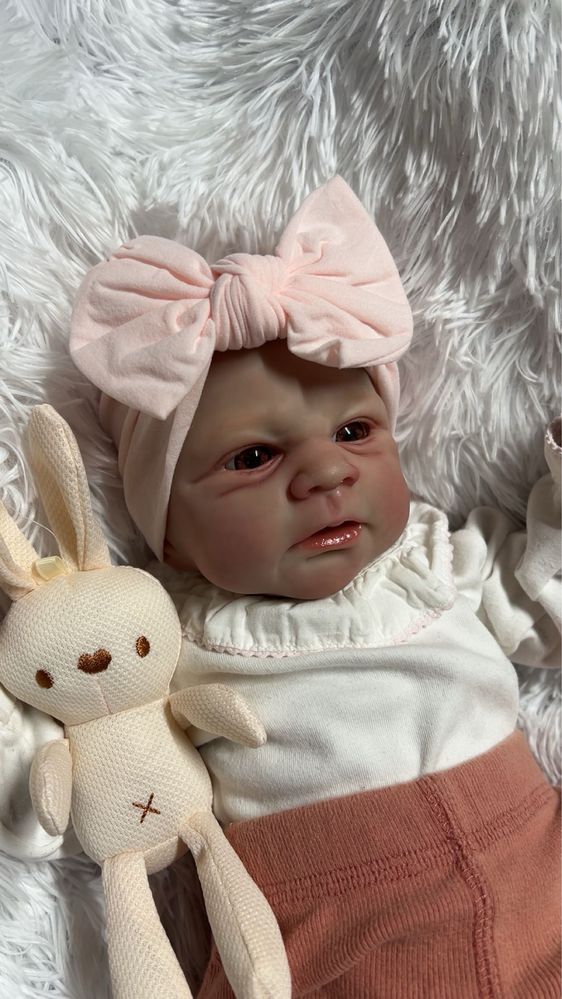 Bebé reborn artesanal