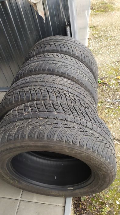 Opony zimowe Nokian 255/55/R18