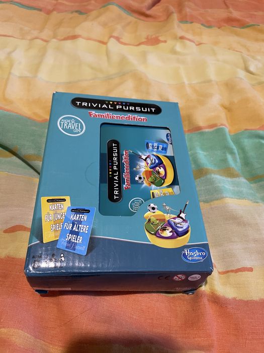 Hasbro Trivial pursuit дорожній не повний комплект