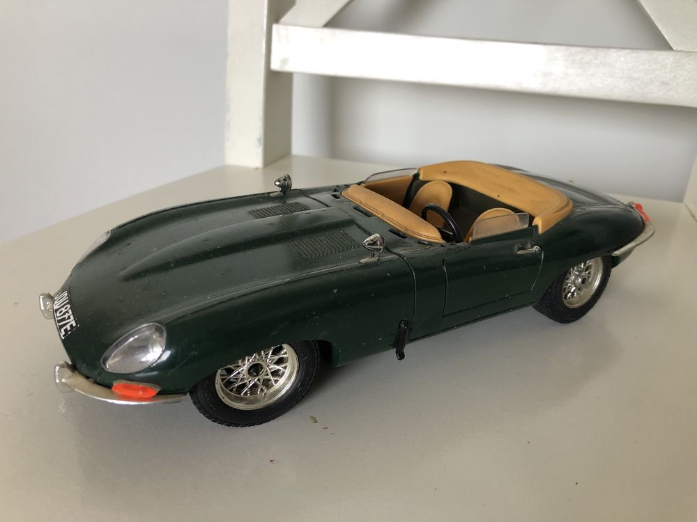 Jaguar E (1961)
