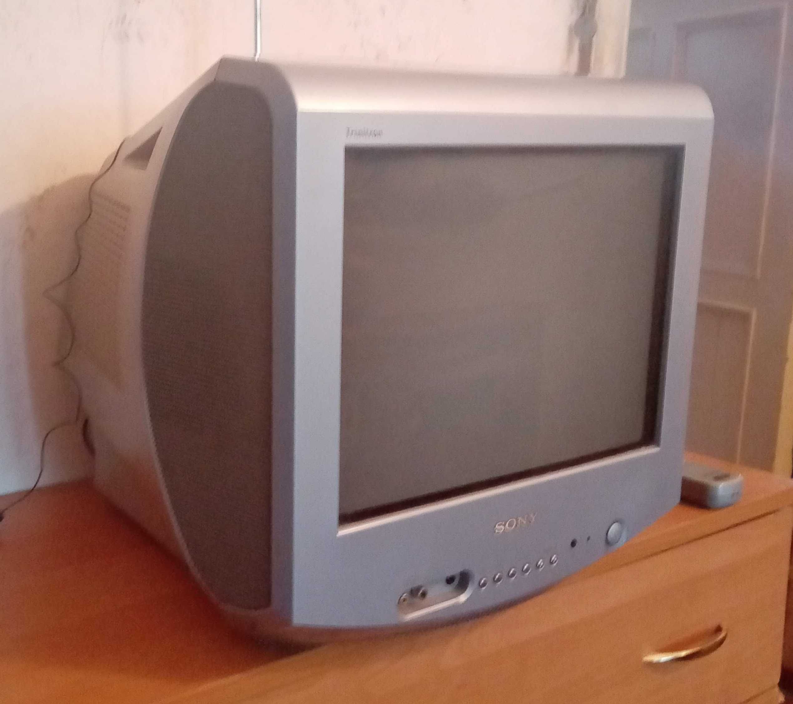 Телевизор Sony KV-14LM1K с отличной цветопередачей