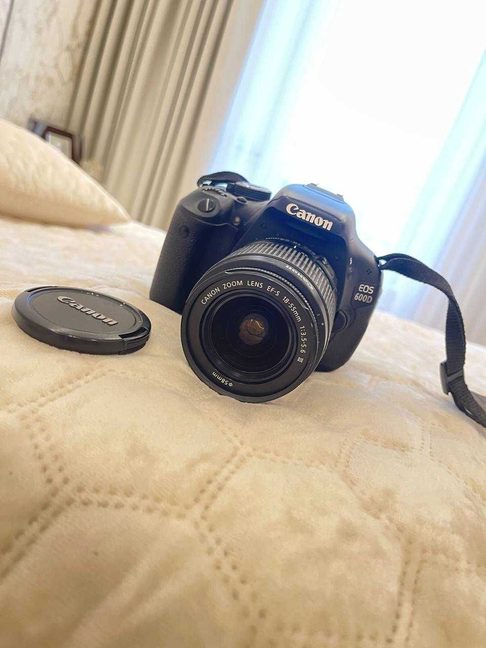 Продам дзеркальний фотоапарат Canon EOS 600D