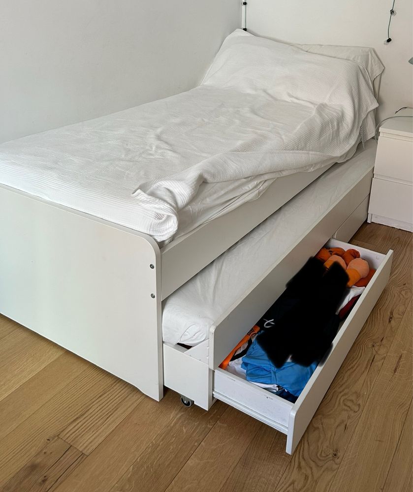 Cama se solteiro com gavetao Ikea SLAKT com 2 colchões