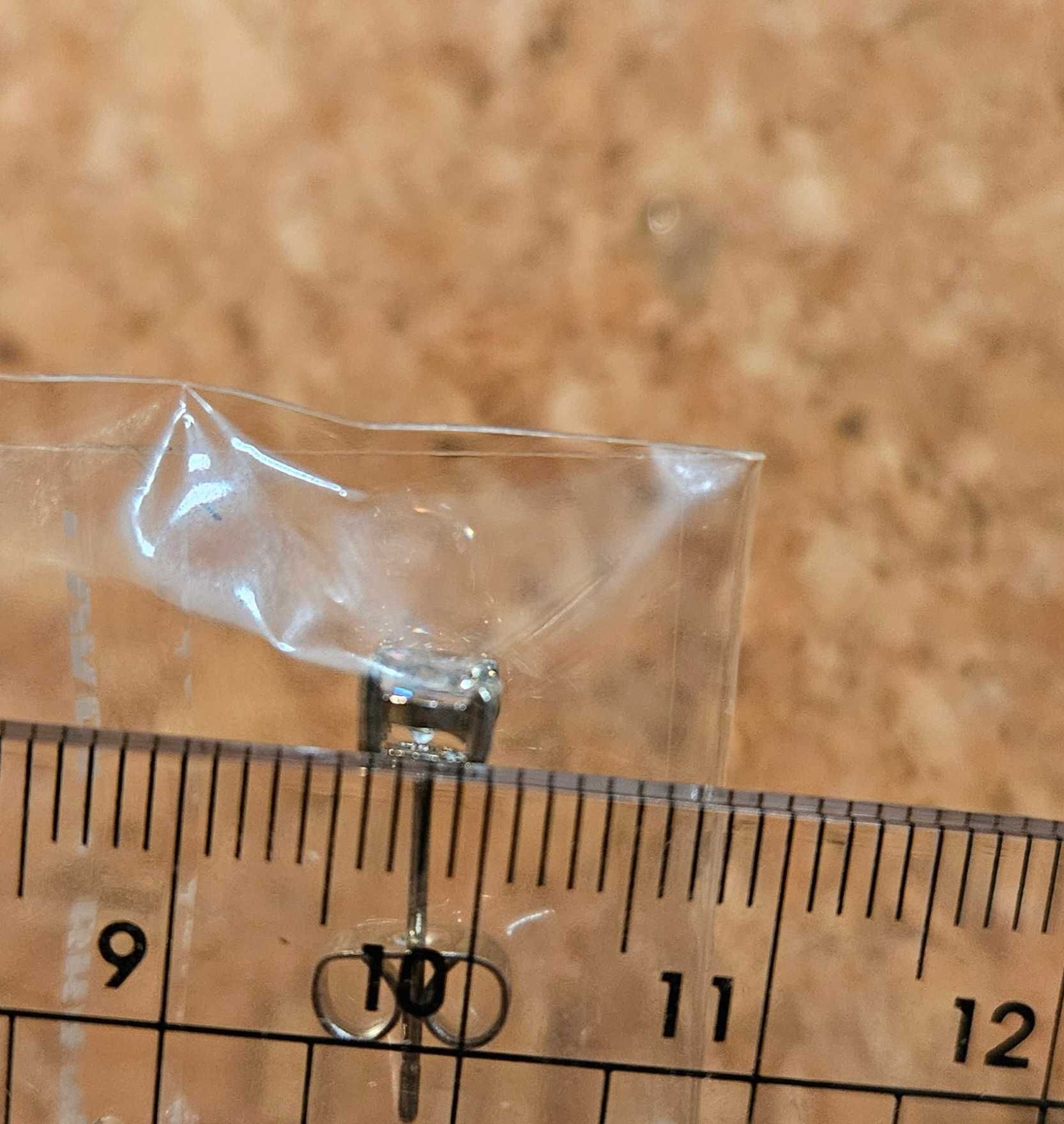Brincos Crystal elements -