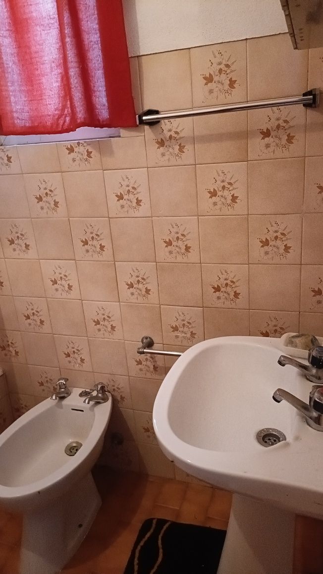 Casa na comenda para venda