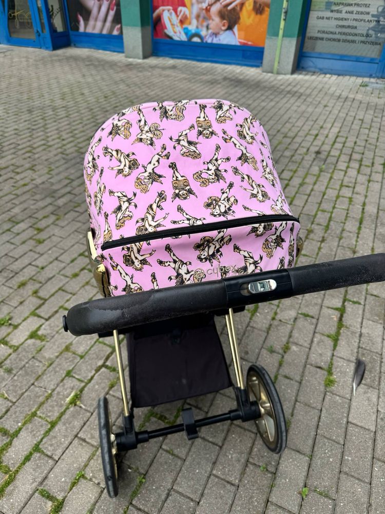 Wózek Cybex Priam Jeremy Scott spacerówka złote skrzydła