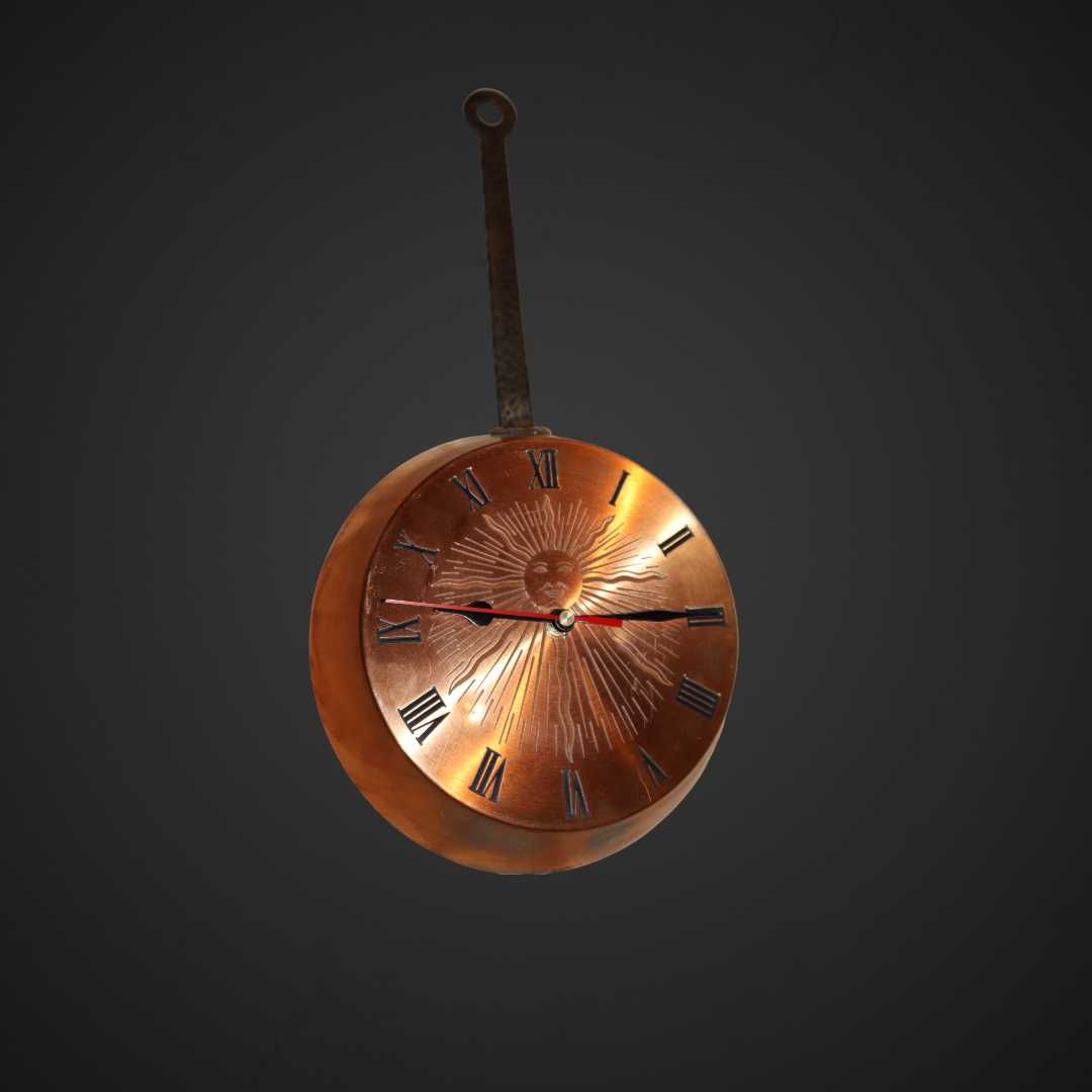 Zegar ścienny miedziany w kształcie patelni vintage b4/012901