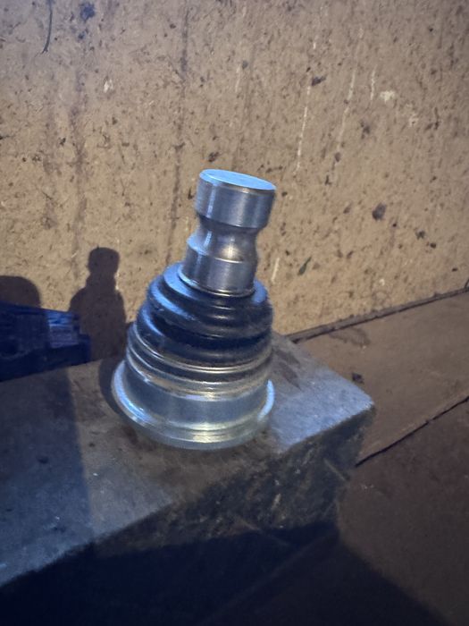 Шарова опора Hyundai Santa Fe