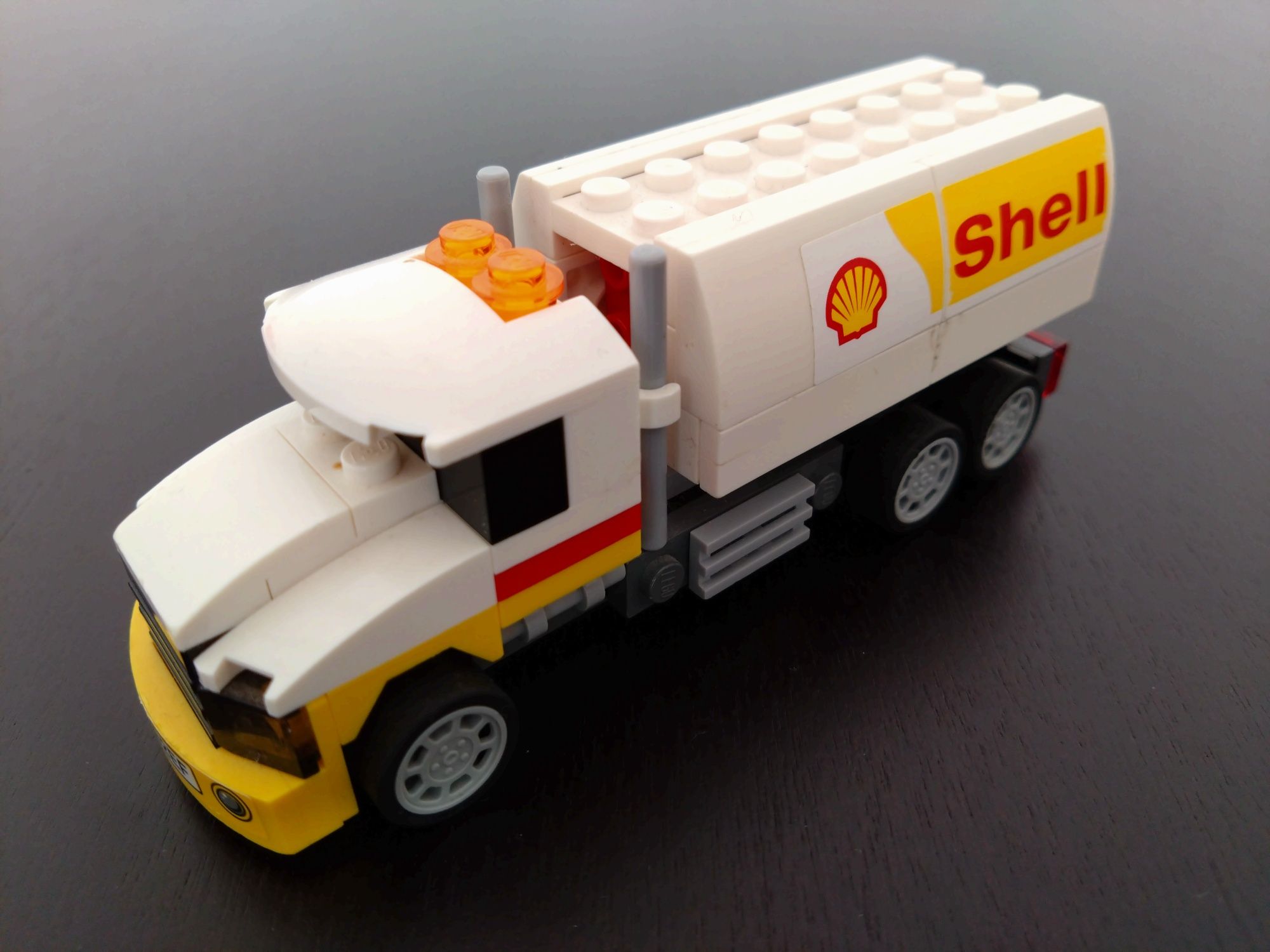 LEGO Shell kultowa kolekcja z 2015 roku z instrukcjami. Polecam!