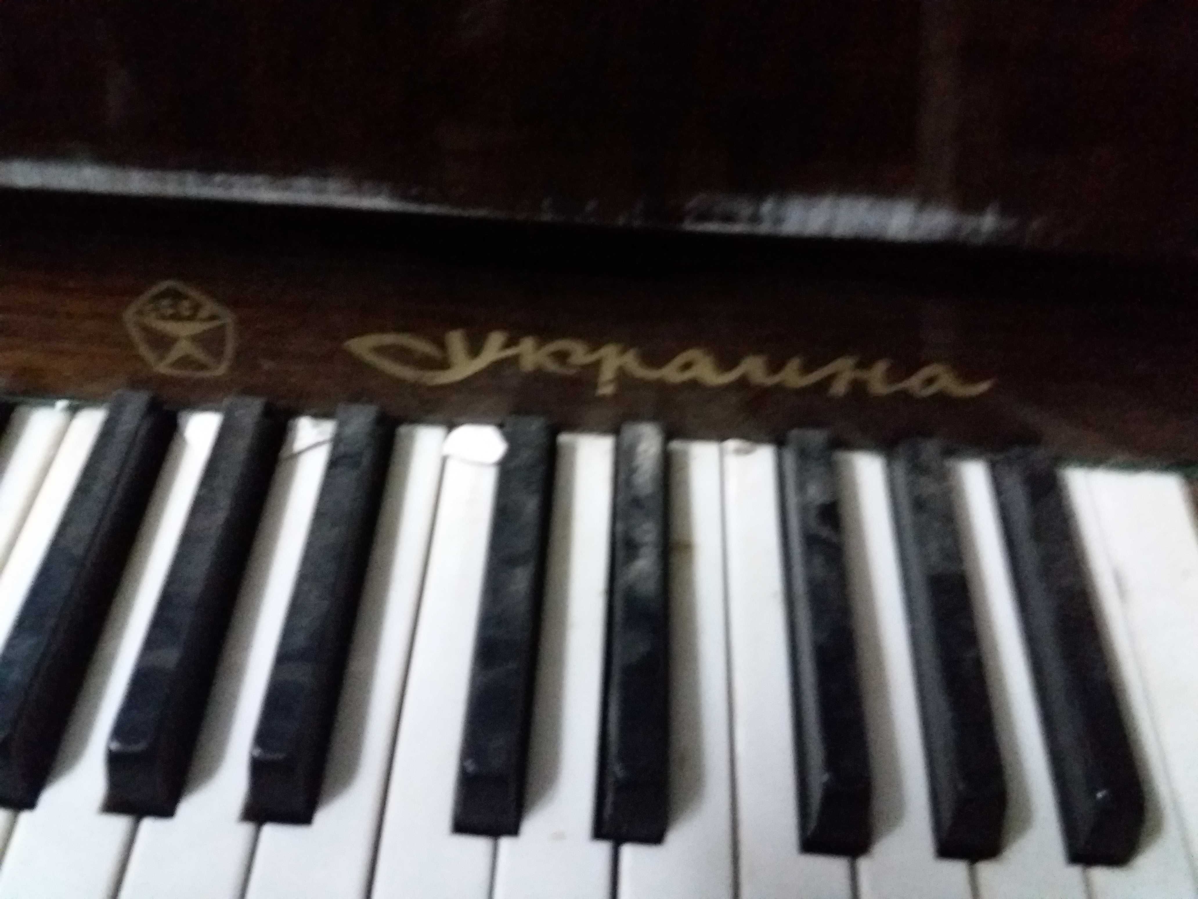 Пианино Украина продам