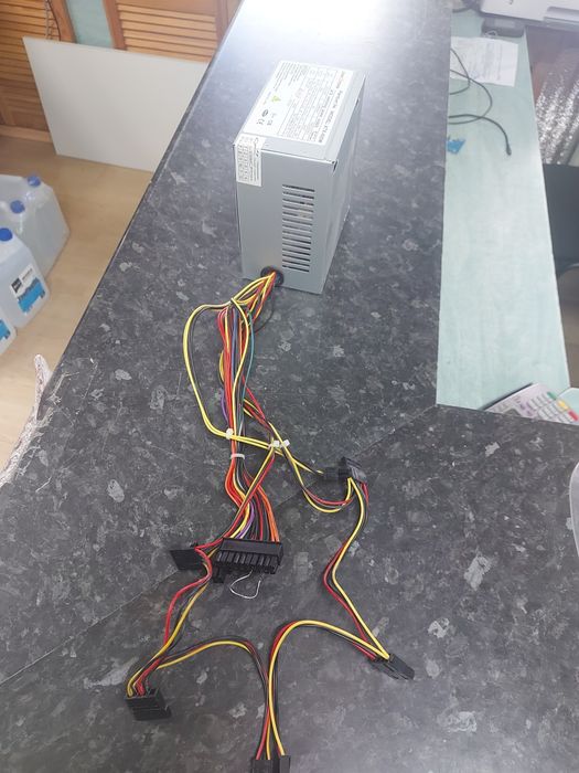 Продам блок питания ATX-400w