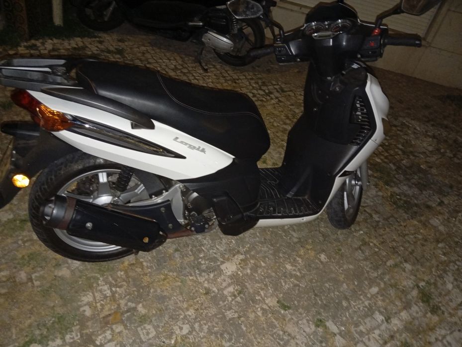 Keeway Logik branca 125cc