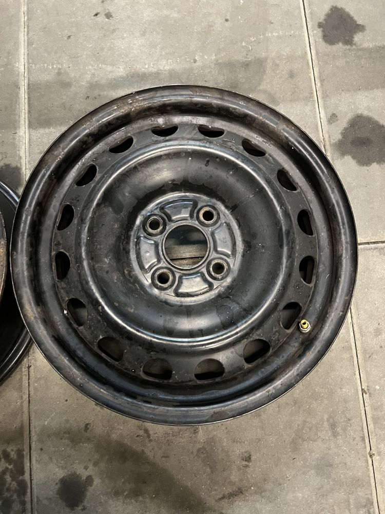 Felgi stalowe z czujnikiem TPMS 5Jx15H2 ET39 4x100 Toyota Yaris - 2szt