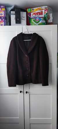 Krótki płaszcz brązowy baranek wełna kurtka