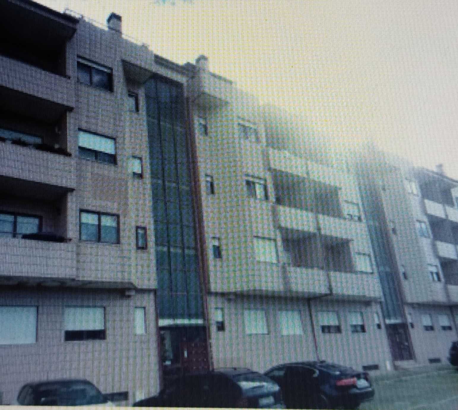 T1 (garagem e elevador) ao Parque da Lavandeira- Disponível em Outubro